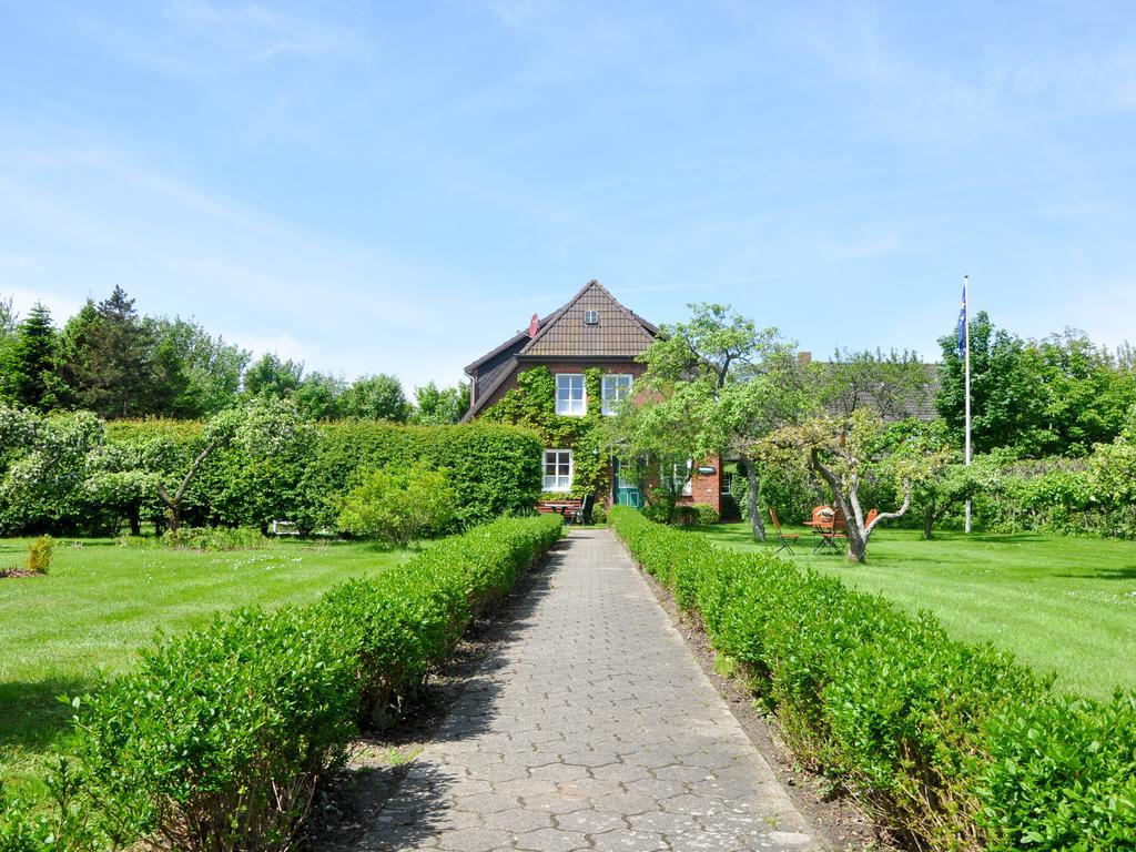 Haus Am Deich Apartment Utersum Екстериор снимка